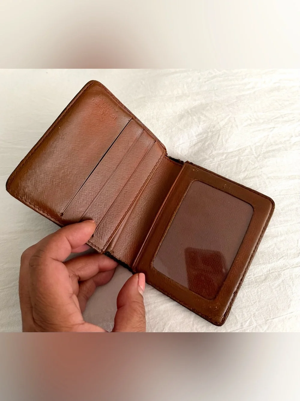 👑✅PRICE FIRM✅AUTHENTIC Men’s Louis Vuitton Monogram Bifold Wallet. USED